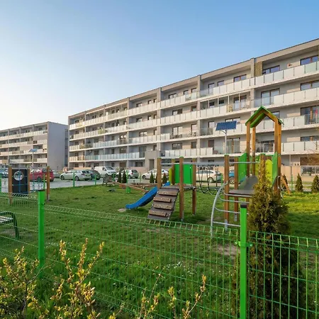 Apartamento Beige And Two Bedroom In With Parking And Bathtub By Renters