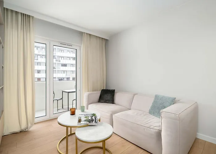 Daire Beige And Two Bedroom In With Parking And Bathtub By Renters *