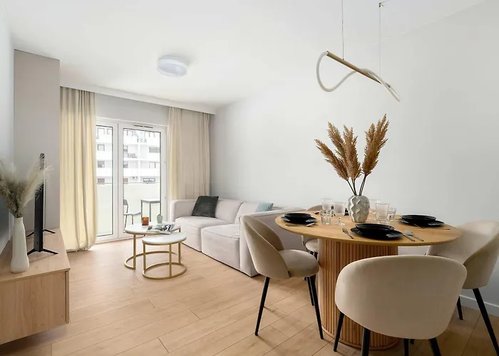 Beige And Two Bedroom In With Parking And Bathtub By Renters Apartamento *
